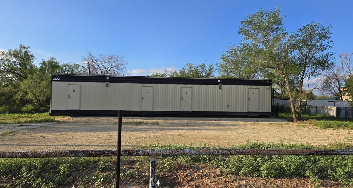 Mancamp unit from outside